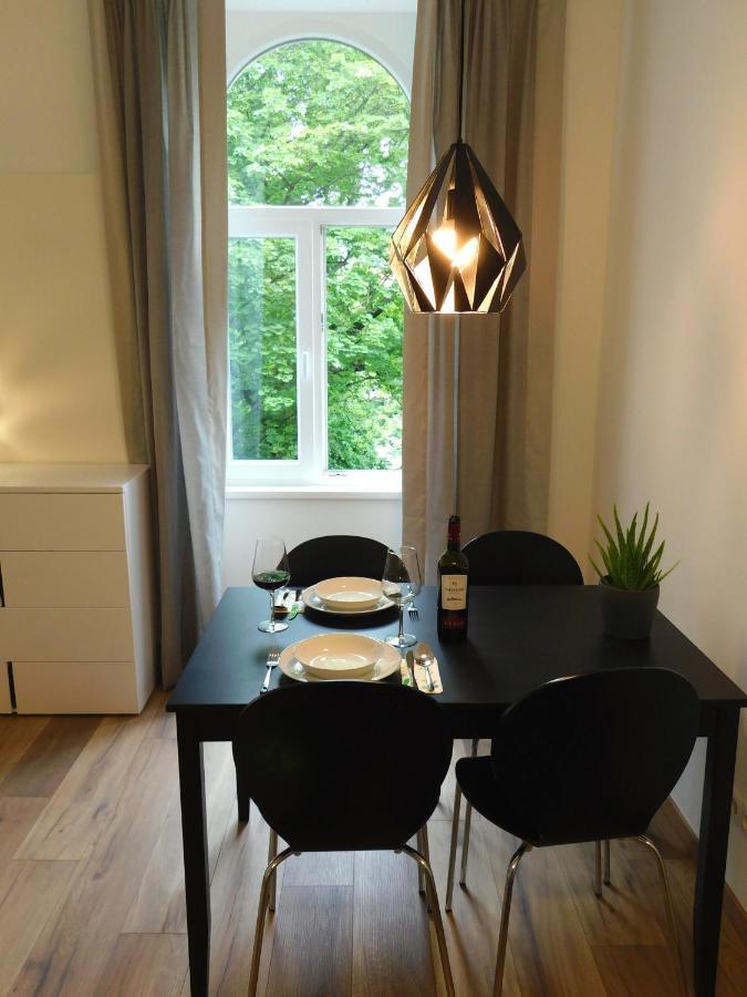וינה Max, Ruhige Sonnige Wohnung In Praternahe מראה חיצוני תמונה